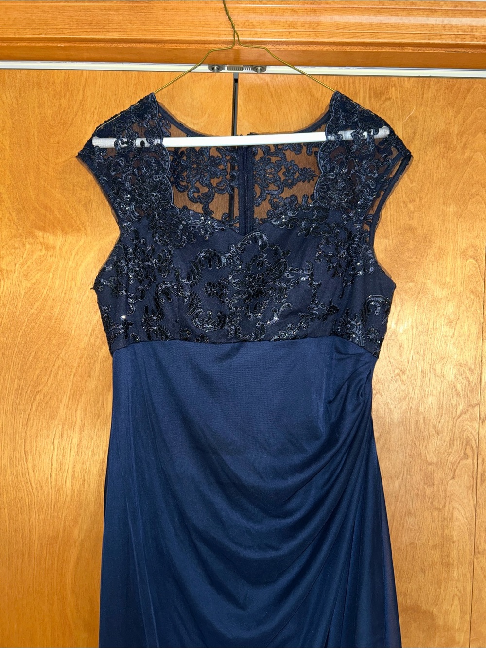 Elegant Navy Lace Evening Dress